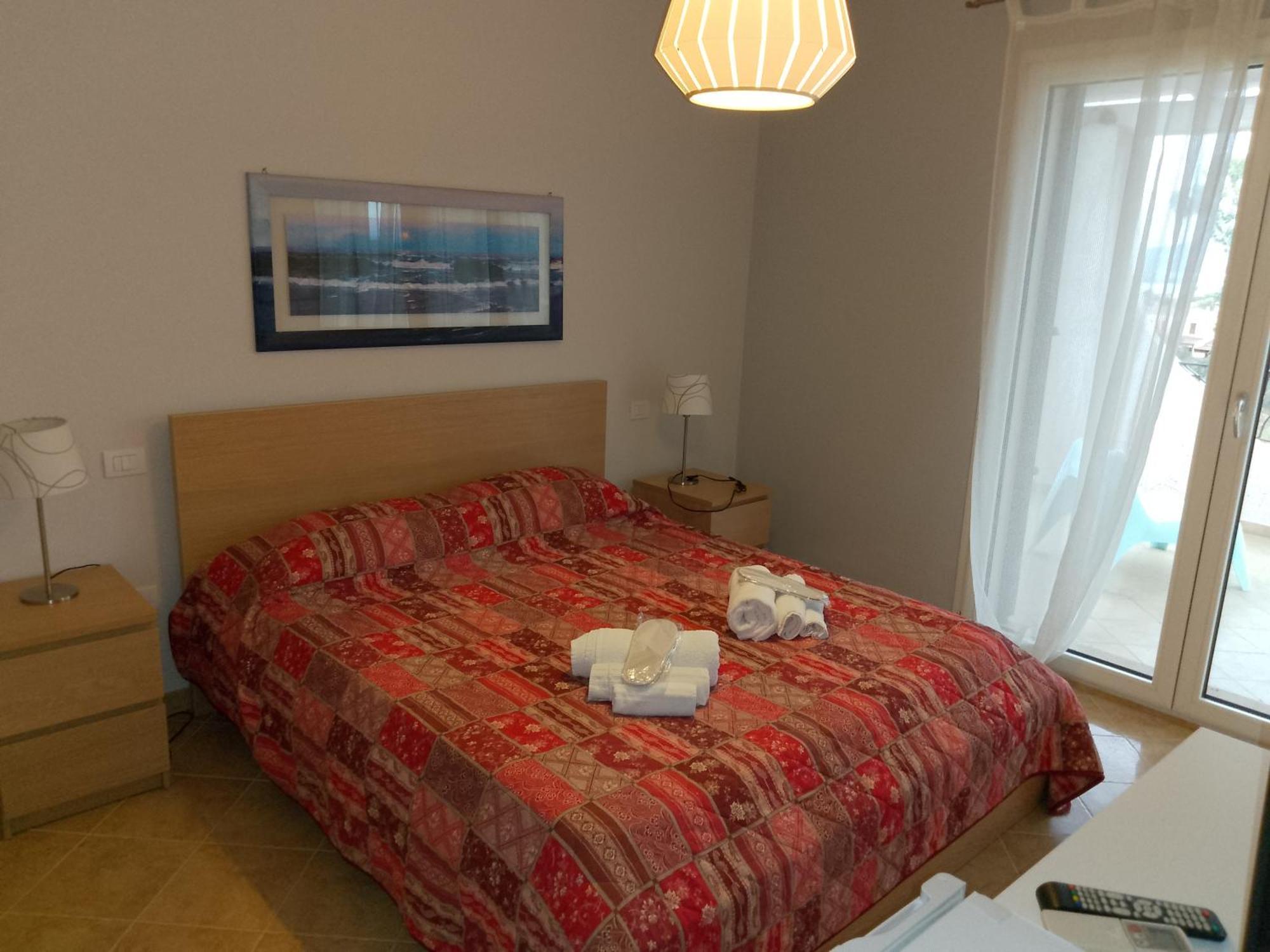 סאן תאודורו Villa Florida - Prestige Exclusive Rooms & Luxury Villas מראה חיצוני תמונה